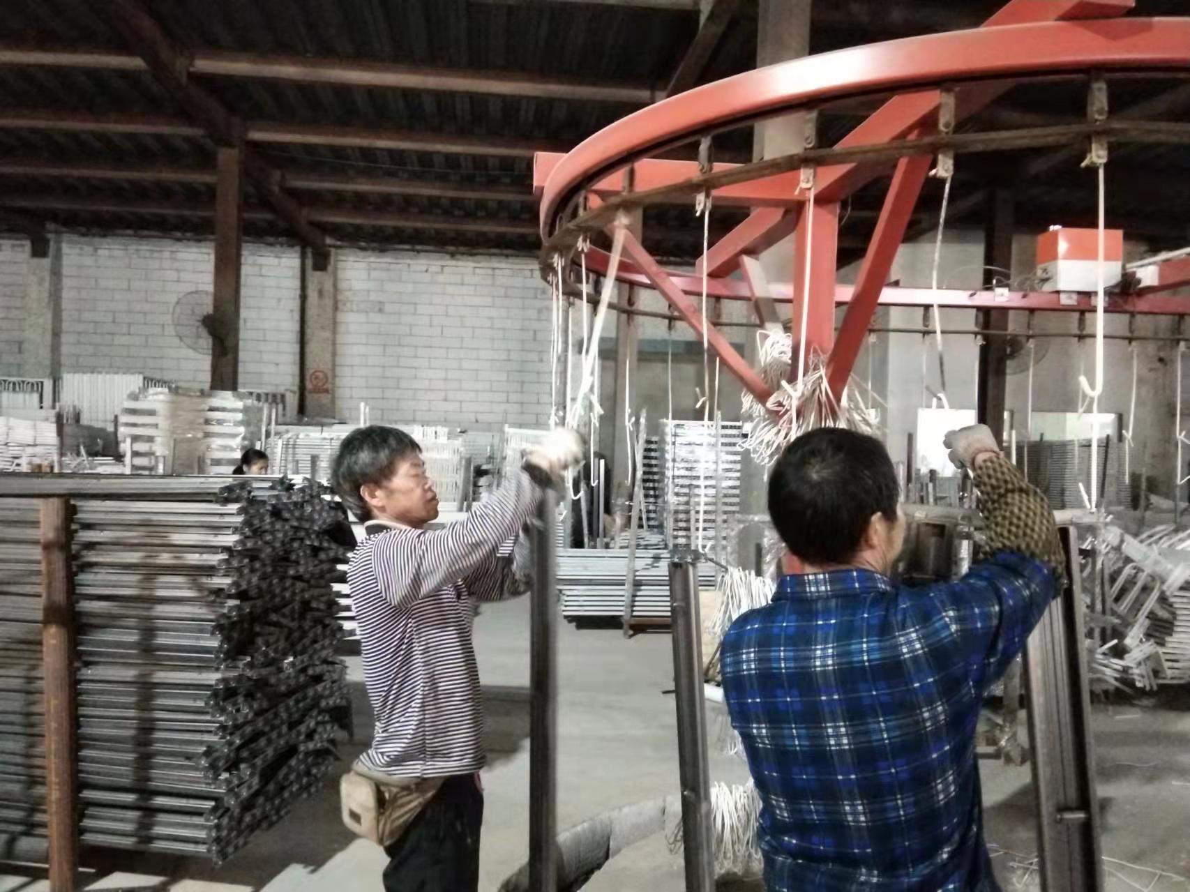 為什么鐵床廠家不愿意接工地的單？
